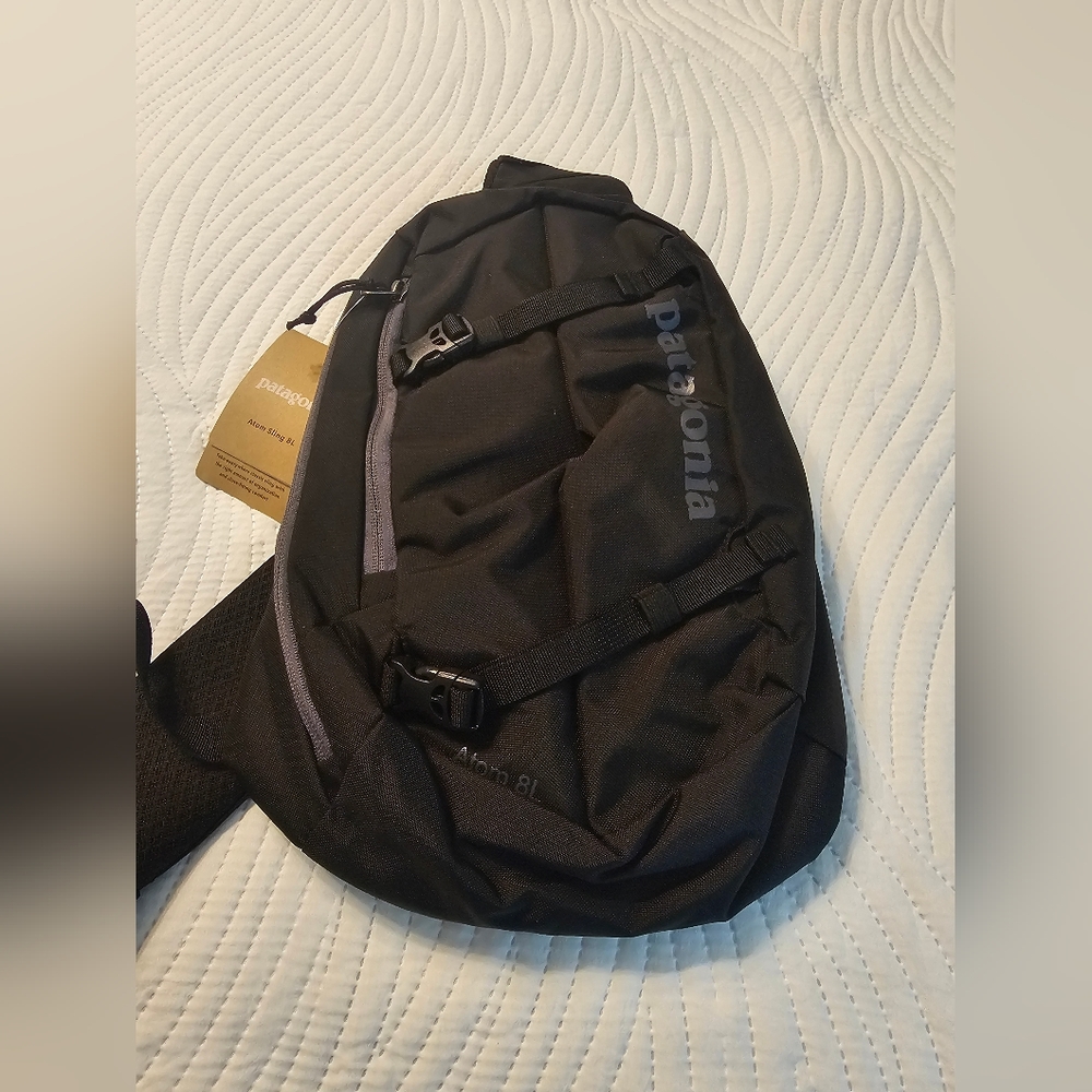 Patagonia sling bag 8L.